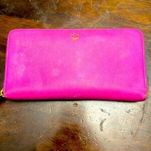 MCM wallet